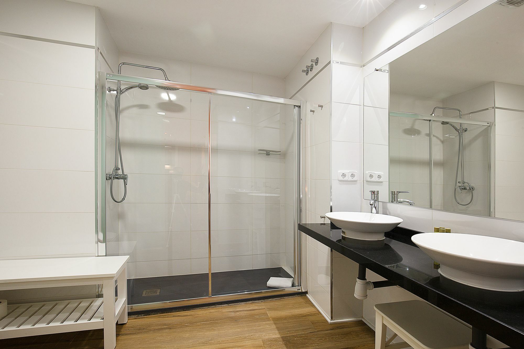 Apartamentos San Lorenzo 26 Madrid Dış mekan fotoğraf
