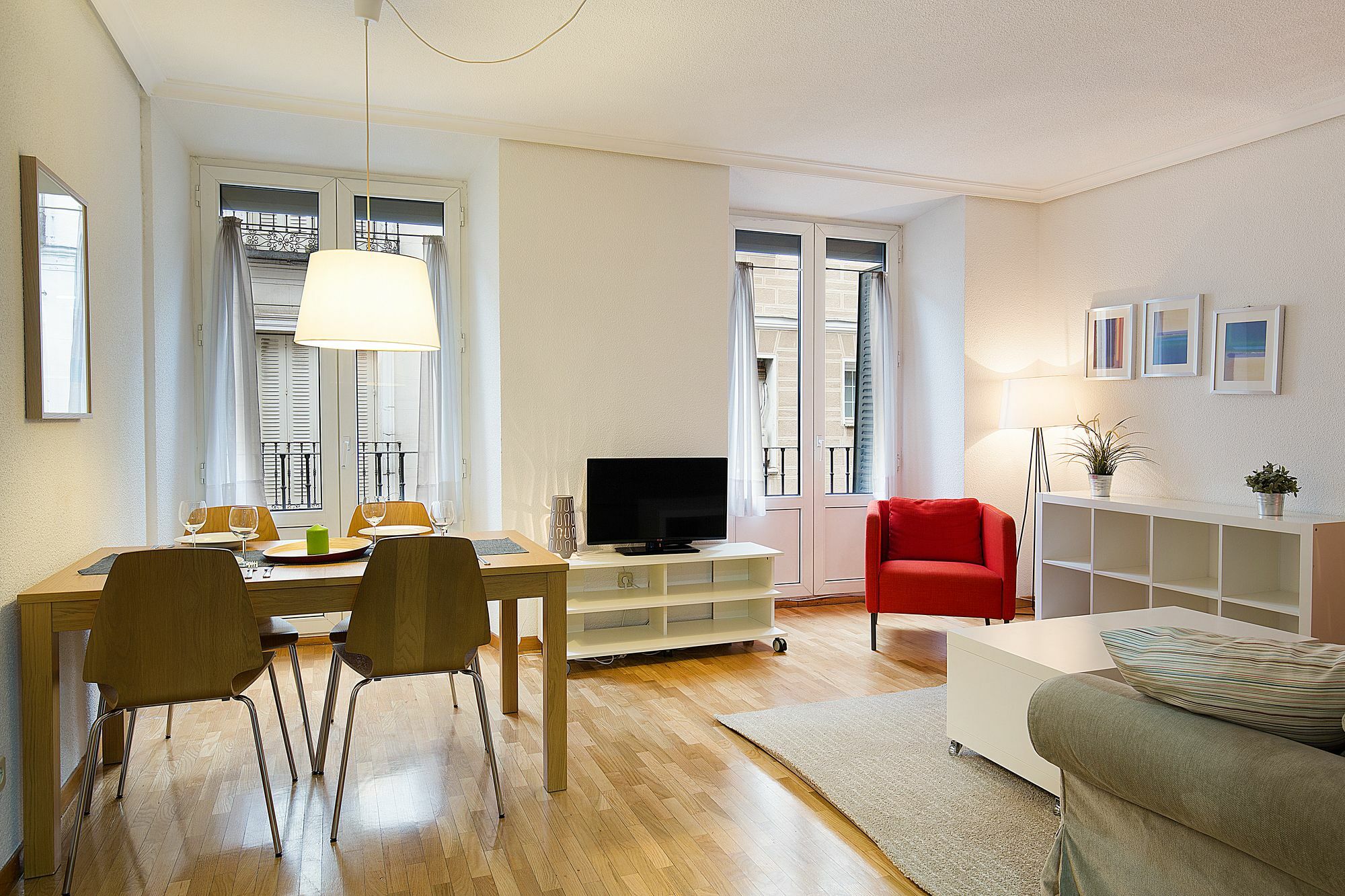 Apartamentos San Lorenzo 26 Madrid Dış mekan fotoğraf
